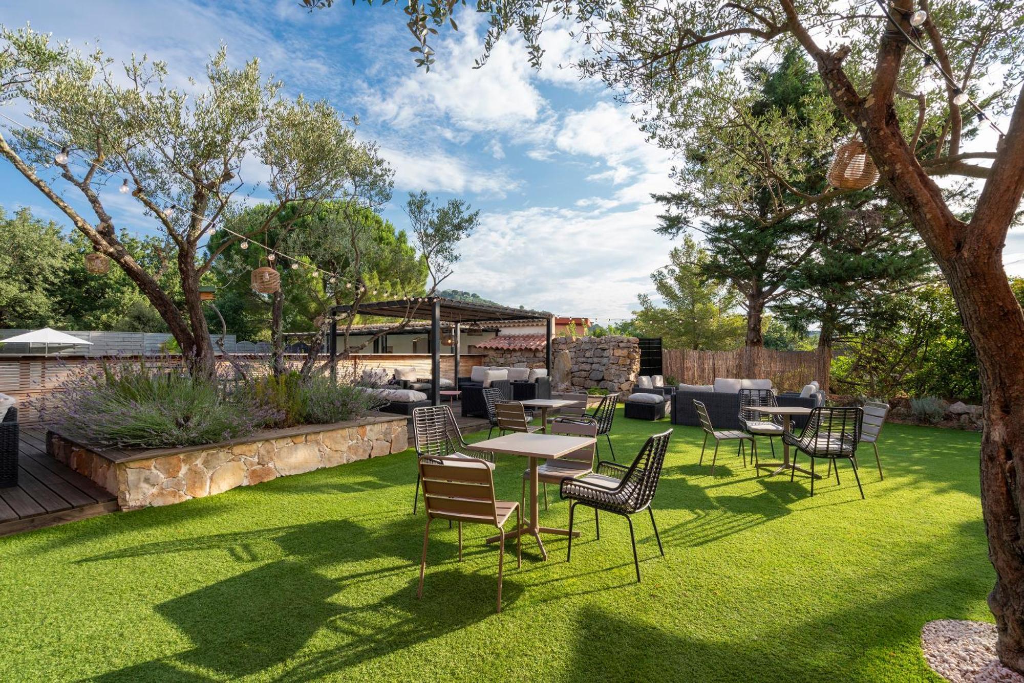 Best Western Terre De Provence Le Cannet-des-Maures Exterior photo