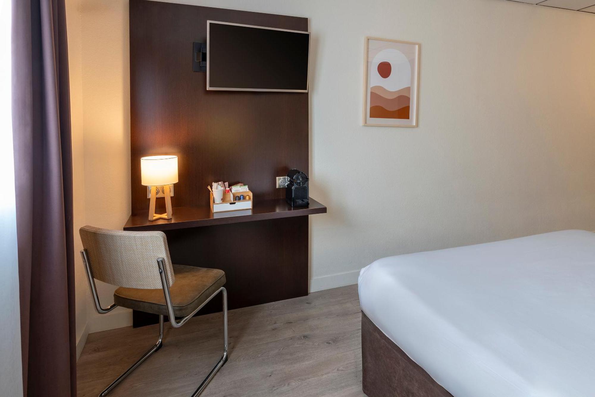 Best Western Terre De Provence Le Cannet-des-Maures Exterior photo